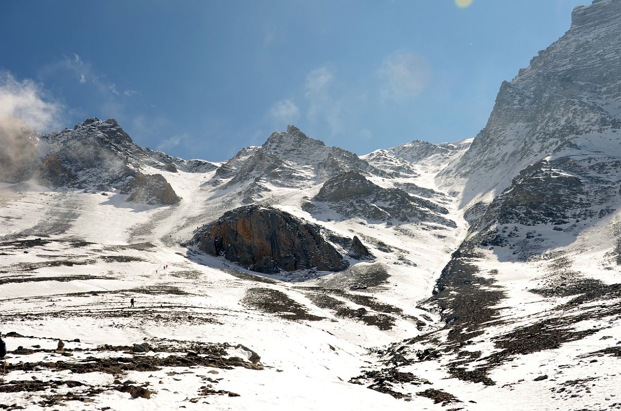 06 Looking Back Up At Trail Descending From The Mesokanto La 5246m After Trekking Around The Tilicho Tal Lake 